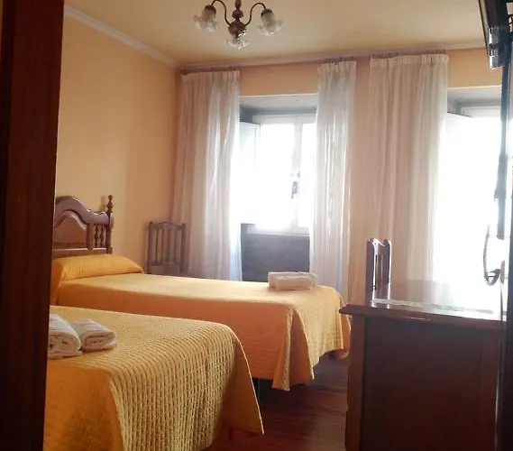 Pico Sacro I Hostal-pension بيت ضيافة 3*